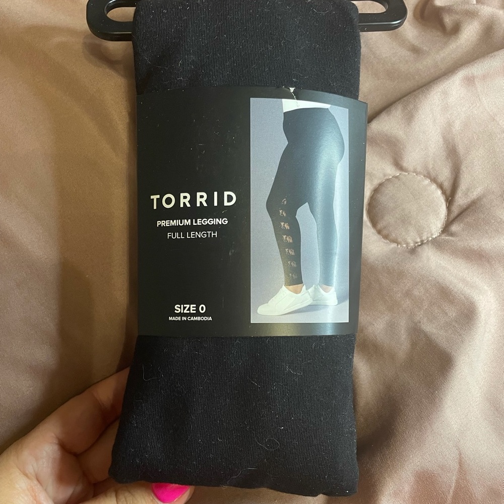 Torrid lace high wasted, black leggings, size 0